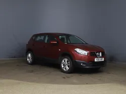 Red Used 2011 Nissan Qashqai Acenta SUV | £2,890 (Fair price)