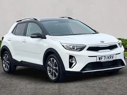 White Used 2021 Kia Stonic 4 SUV | £14,497 (Fair price)