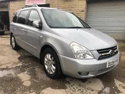 Silver Used 2009 Kia Sedona MPV | £1,395 (Fair price)
