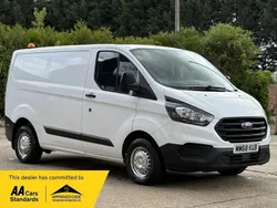 White Used 2018 Ford Transit Custom | £8,990 (Fair price)