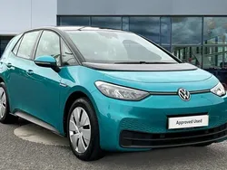 Makena turquoise premium metallic black Used 2022 VW ID.3 Pro Performance Hatchback | £15,932 (Fair price)