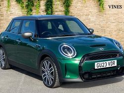 Green Used 2023 Mini Cooper S Exclusive Hatchback | £22,108 (Fair price)