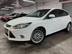 White Used 2014 Ford Focus Zetec Hatchback | £3,600 (Fair price)