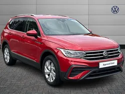 Red Used 2025 VW Tiguan Allspace Life SUV | £29,490 (Fair price)