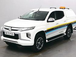 White Used 2020 Mitsubishi L200 Warrior Pickup | £13,490