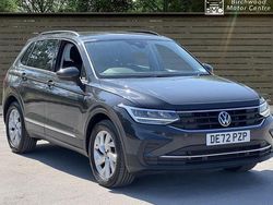 Grey Used 2022 VW Tiguan Life SUV | £20,495 (Fair price)