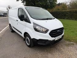 White Used 2018 Ford Transit Custom Van | £5,550 (Fair price)