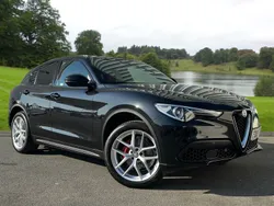 Black Used 2018 Alfa Romeo Stelvio SUV | £22,250 (Expensive)