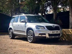 Silver Used 2017 Skoda Yeti Outdoor SE Drive SUV | £6,495 (Fair price)