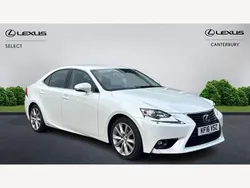 White Used 2016 Lexus IS300h Sedan | £12,500 (Fair price)