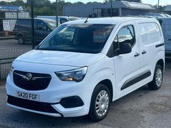 White Used 2020 Vauxhall Combo Sportive MPV | £8,450 (Fair price)