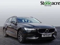 Black Used 2021 Volvo V60 Momentum Estate | £20,995 (Good price)