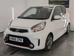 White Used 2016 Kia Picanto 2 Hatchback | £4,800 (Fair price)