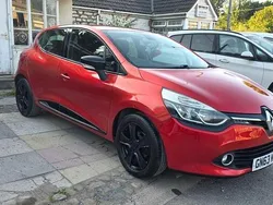 Red Used 2013 Renault Clio IV Dynamique Hatchback | £2,999 (Super price)