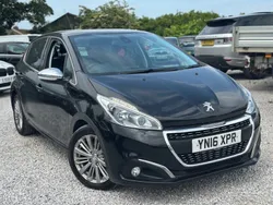 Black Used 2016 Peugeot 208 Allure Hatchback | £4,495 (Fair price)