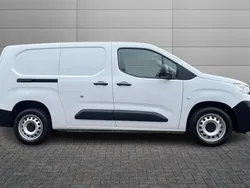 White Used 2023 Citroën Berlingo MPV | £12,990 (Good price)