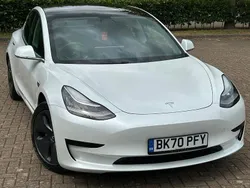 White Used 2020 Tesla Model 3 Standard Range Plus Sedan | £14,995 (Fair price)