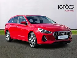 Red Used 2017 Hyundai i30 Premium Estate | £11,350 (Good price)