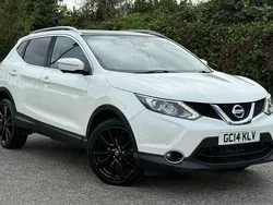 White Used 2014 Nissan Qashqai S SUV | £7,720 (Fair price)