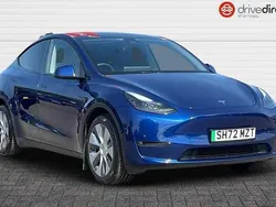 Metallic deep blue Used 2022 Tesla Model Y Long Range AWD SUV | £23,800 (Fair price)