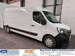 White Used 2022 Renault Master Business Van | £16,668 (A bit pricey)