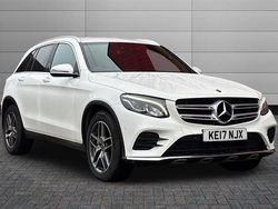Polar white Used 2017 Mercedes 220 AMG line Estate | £17,995 (Fair price)
