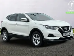 White Used 2018 Nissan Qashqai Acenta Premium SUV | £12,899 (Good price)