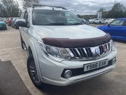 White Used 2016 Mitsubishi L200 Pickup | £10,295 (Good price)