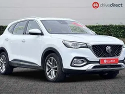 White Used 2021 MG HS Exclusive SUV | £13,603 (Fair price)