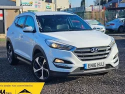 White Used 2016 Hyundai Tucson Premium SUV | £11,490 (Fair price)