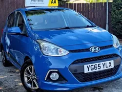 Blue Used 2015 Hyundai i10 Premium Hatchback | £5,495 (Fair price)