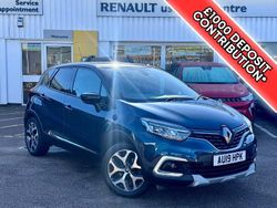 Blue / black roof Used 2019 Renault Captur GT-Line SUV | £11,295 (Fair price)