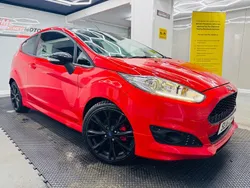 Red Used 2015 Ford Fiesta Zetec Hatchback | £3,490 (Good price)
