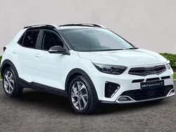 White Used 2022 Kia Stonic 4 SUV | £16,225 (Fair price)
