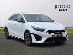 White Used 2025 Kia Ceed GT-Line Hatchback | £21,400 (Fair price)