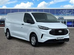 White Used 2024 Ford Transit Custom Trend Van | £24,495 (Expensive)