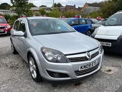 Silver Used 2009 Vauxhall Astra SRi Hatchback | £1,495 (Fair price)