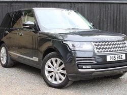 Used 2017 Land Rover Range Rover Vogue SE SUV | £16,490 (Super price)