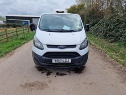 White Used 2017 Ford Transit Custom Van | £3,995 (Fair price)