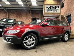 Red Used 2014 Volvo XC70 SE Lux SUV | £13,990 (Fair price)