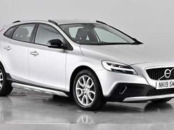 Silver Used 2019 Volvo V40 CC Estate | £12,450 (Fair price)