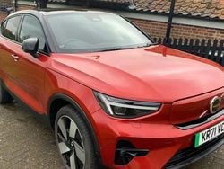 Red Used 2022 Volvo C40 Pro SUV | £18,999 (Fair price)