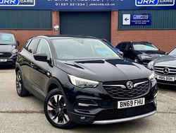 Black Used 2019 Vauxhall Grandland X Sport SUV | £12,630 (Fair price)