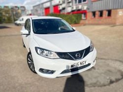 White Used 2015 Nissan Pulsar N-TEC Hatchback | £4,495 (Fair price)