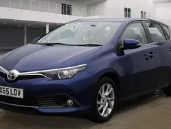 Used 2015 Toyota Auris | £9,036 (Fair price)