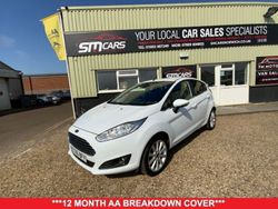 White Used 2016 Ford Fiesta Titanium Hatchback | £7,250 (Fair price)