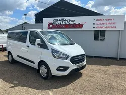 White Used 2022 Ford Transit Custom Trend Estate | £17,634 (Good price)