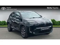 Black Used 2022 Toyota Yaris Cross Design SUV | £18,448 (Good price)