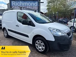 White Used 2017 Peugeot Partner MPV | £5,995 (Fair price)