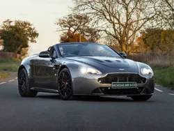 Aston Martin V12 Vantage
